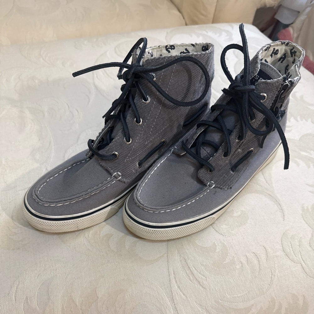 Sperry Top Sider‎ Women's Grey Corduroy High Top Zip Sneaker 6.5